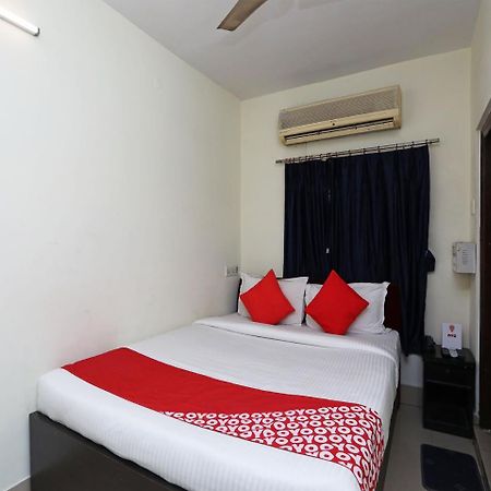 Oyo 13906 Vinita Inn Santragachi Exterior photo