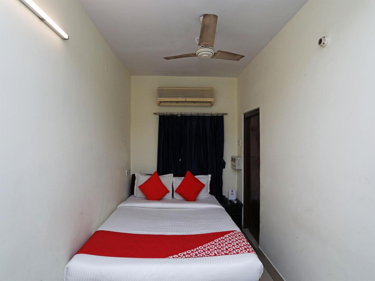 Oyo 13906 Vinita Inn Santragachi Exterior photo